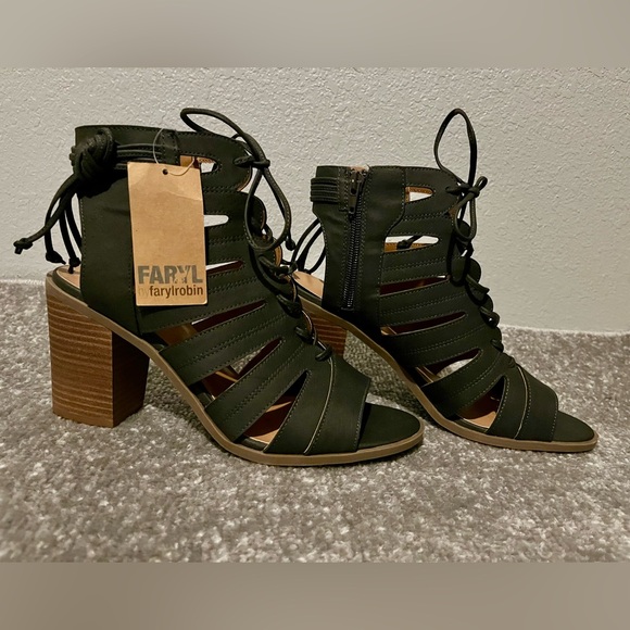 Farylrobin Libby Heeled Sandal - Size 10
New with tags - Picture 4 of 4